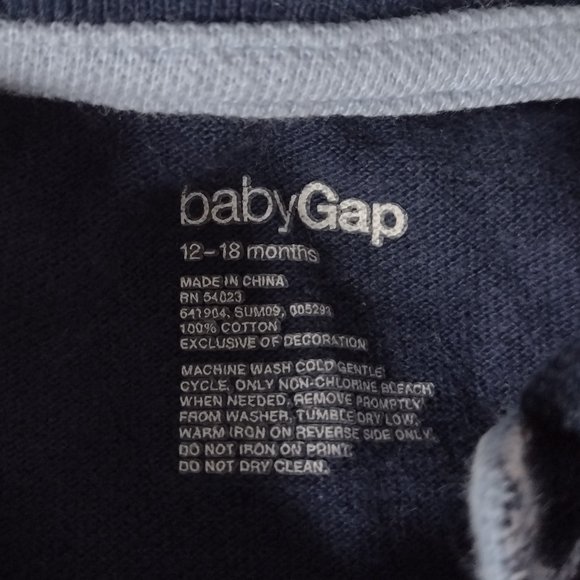 Gap shirt - Picture 3 of 4